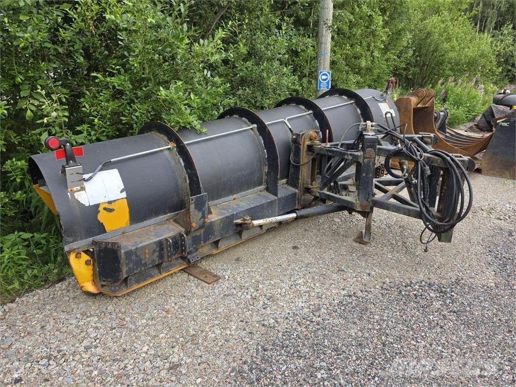 Arctic Machine AM 4000 HPD Lumiaura Lemiesze i pługi śnieżne