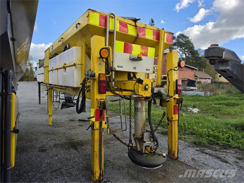 Arctic Machine AM 5000 Combi Suolan- ja hiekanlevitin Posipači soli i pijeska