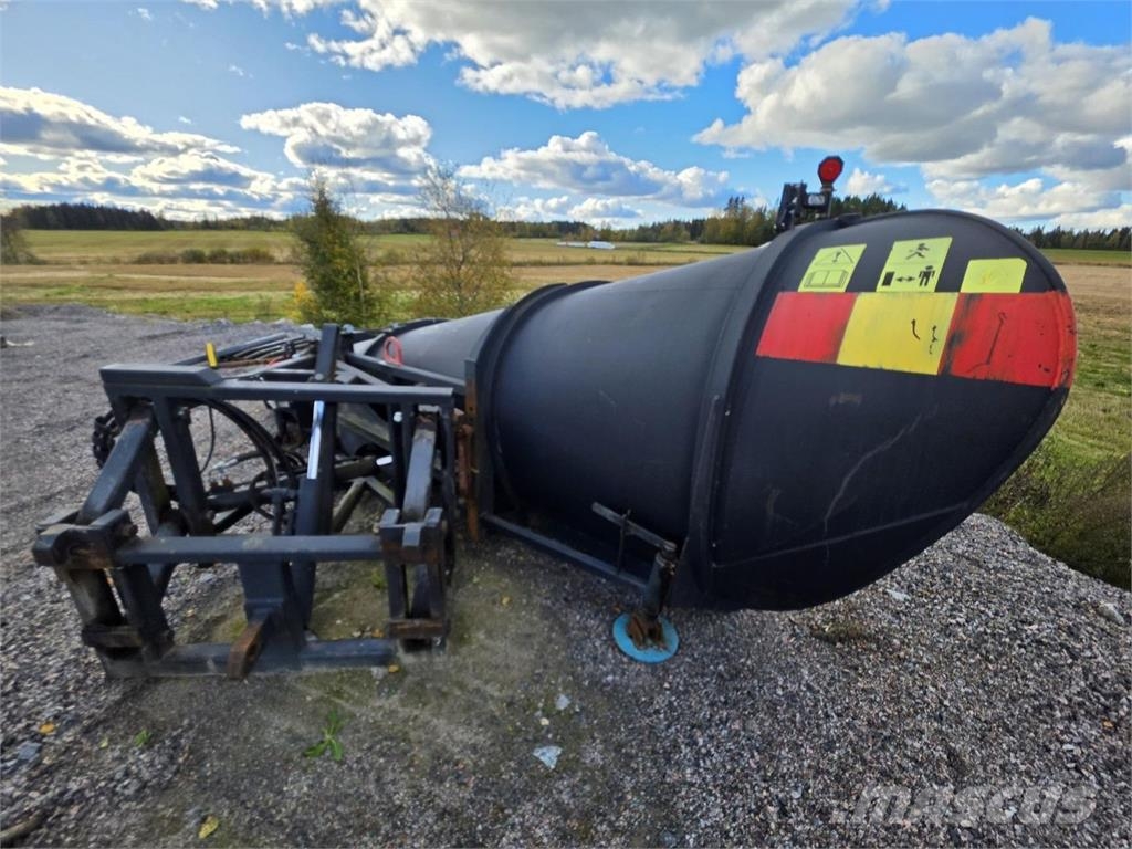 Arctic Machine AM Teho 3100K Lumiaura Schneeschilde und -pflüge