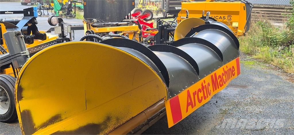 Arctic Machine HMX 4000 Muut tie- ja lumikoneet