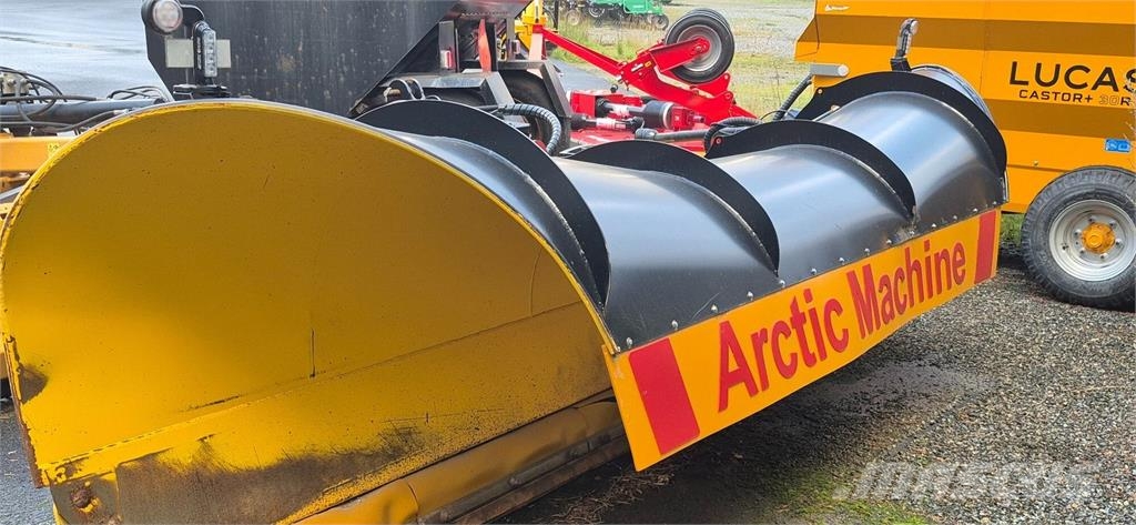 Arctic Machine HMX 4000 Muut tie- ja lumikoneet