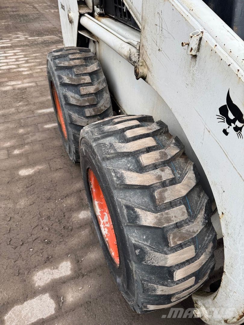 Bobcat 843 Φορτωτάκια