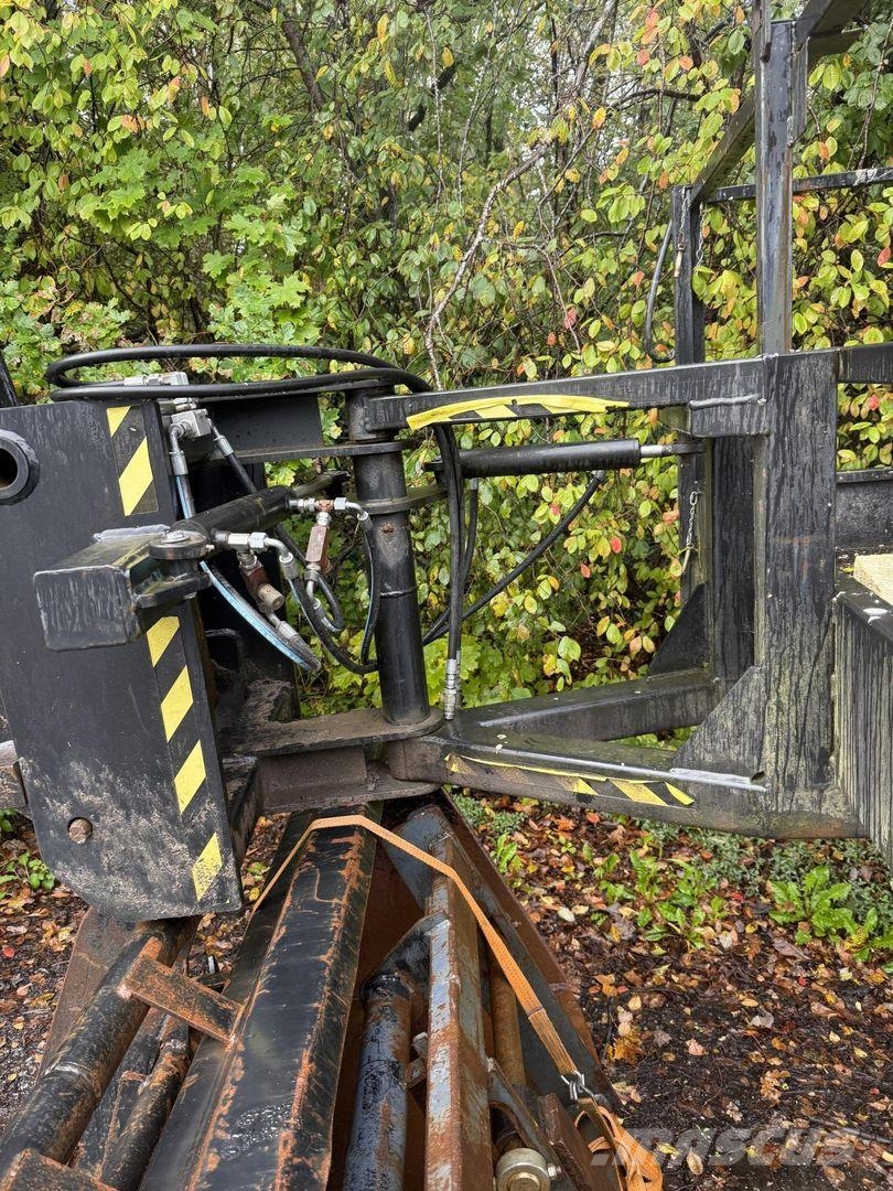Bobcat T401770 kurottja hyvät varusteet Teleskopski viličarji