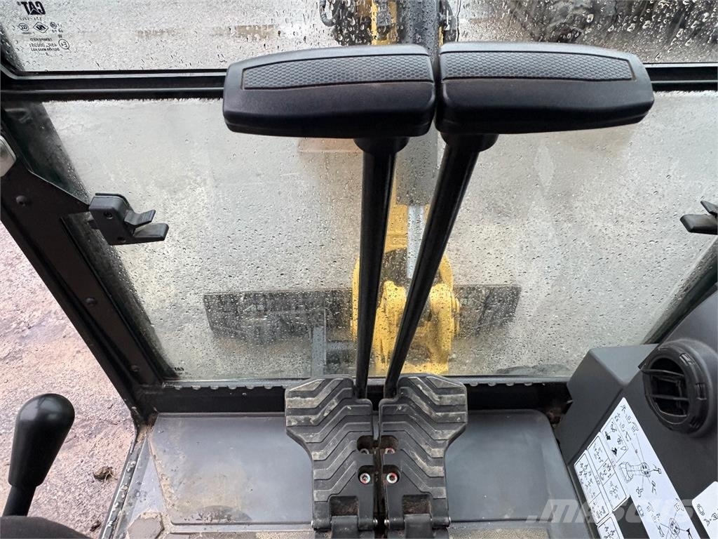 CAT 301.8 حفارات صغيرة أقل من 7 طن (حفارات صغيرة)