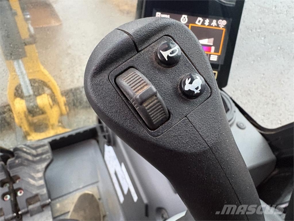 CAT 301.8 حفارات صغيرة أقل من 7 طن (حفارات صغيرة)