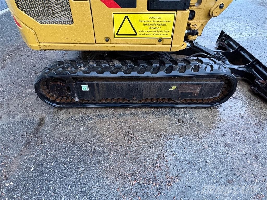 CAT 301.8 حفارات صغيرة أقل من 7 طن (حفارات صغيرة)