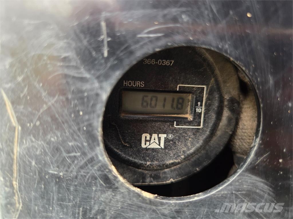 CAT 305 E2 Mini ekskavatori < 7 t