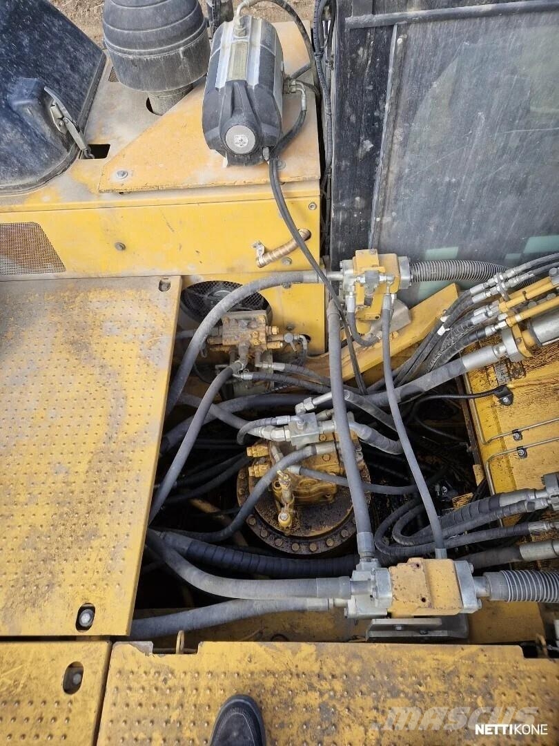 CAT 336 E Gravemaskiner på larvebånd