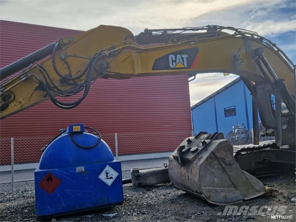CAT 336 E Gravemaskiner på larvebånd