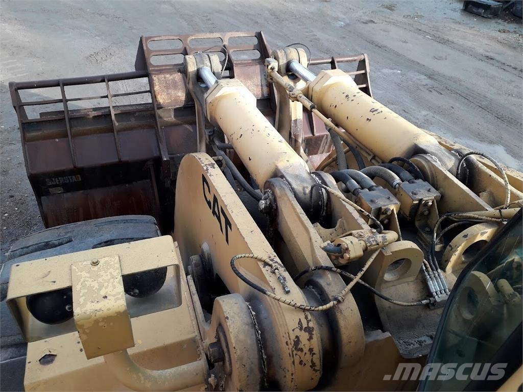 CAT 988 B Hjullastare