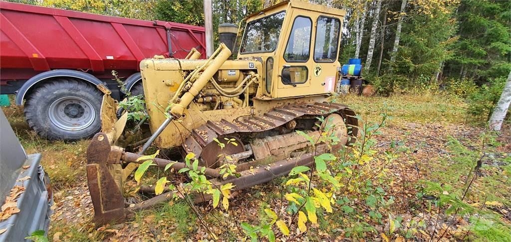 CAT D4D 履帶推土機