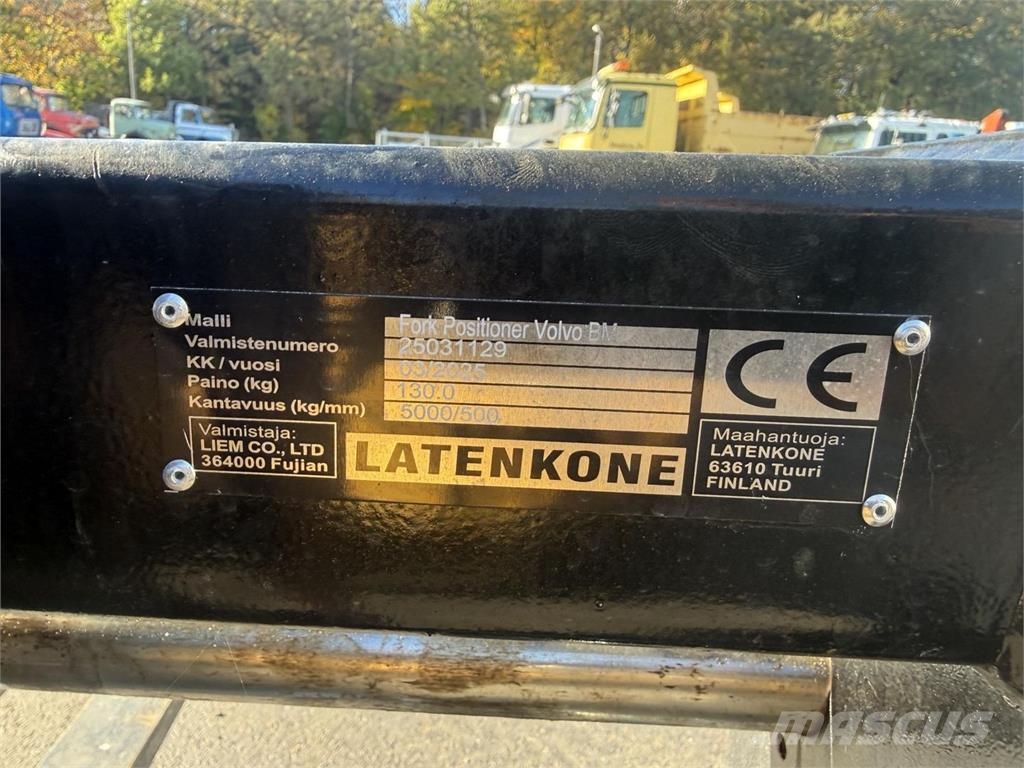 CAT TH580B Teleskopiskie manipulatori