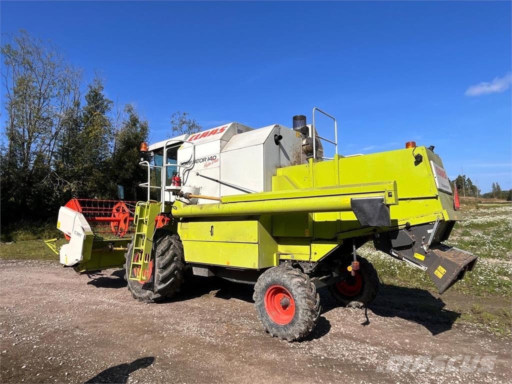 CLAAS Dominator 140 Θεριζοαλωνιστικές μηχανές