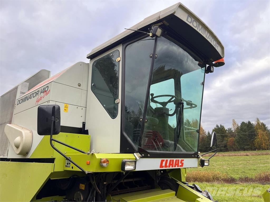 CLAAS Dominator 140 HydroDrive Mähdrescher