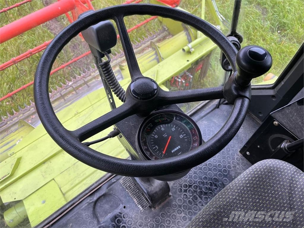 CLAAS Dominator 140 HydroDrive Mähdrescher
