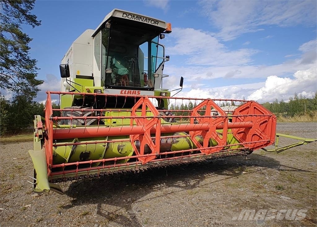 CLAAS Dominator 150 Θεριζοαλωνιστικές μηχανές