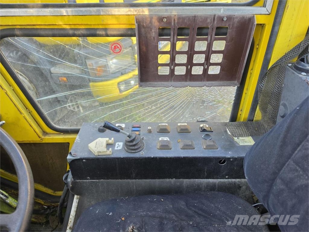 Clark C500 Y55LPG Kaasutrukki Carrelli elevatori GPL