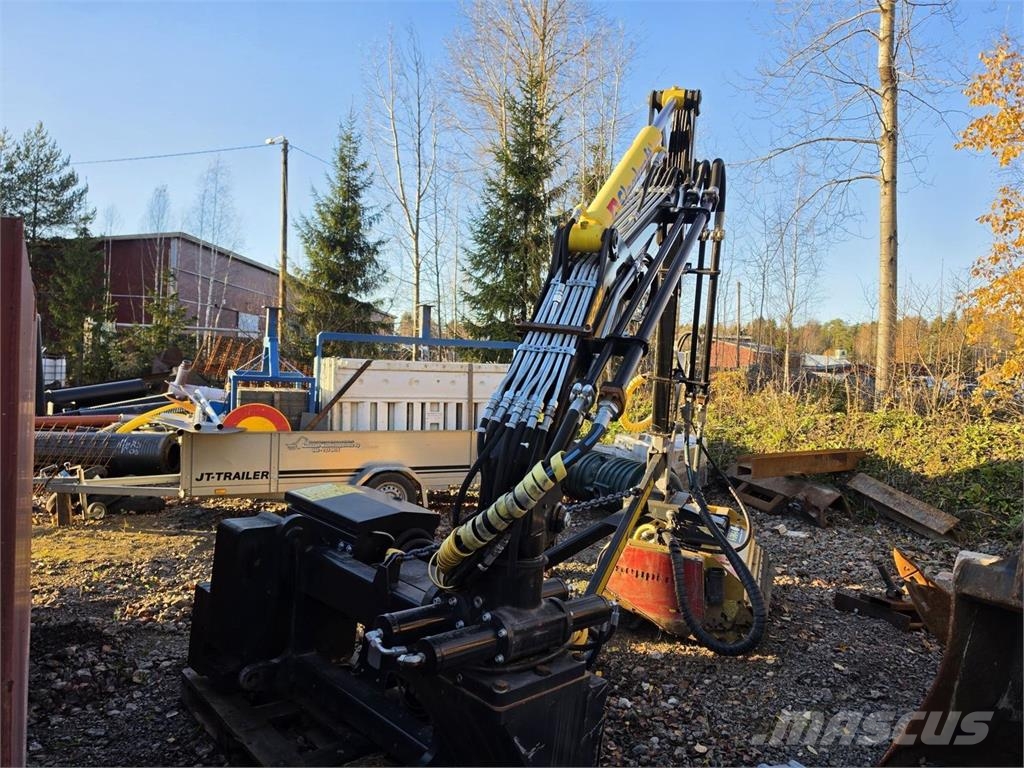 Cranab Puomisto Kahdella niittopäällä 割草劑