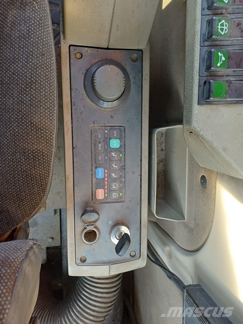 Daewoo Doosan Solar 175LC-V Rupsgraafmachines