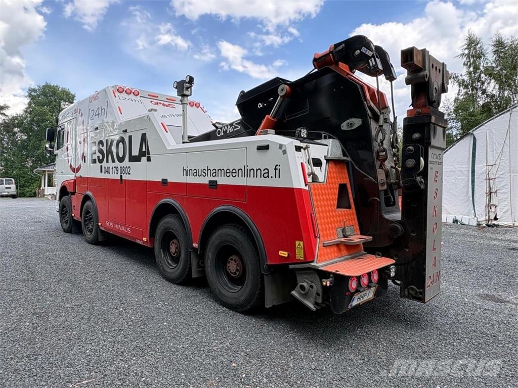 DAF Xf 530 fad 8x4 Camiones portavehículos