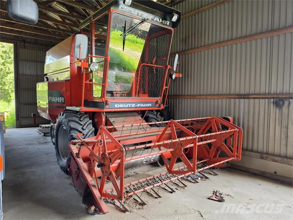 Deutz-Fahr M660 Mietitrebbiatrici