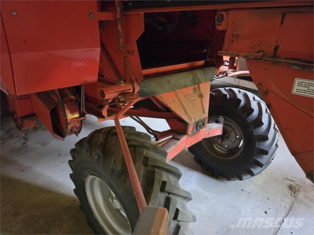 Deutz-Fahr M660 Mietitrebbiatrici