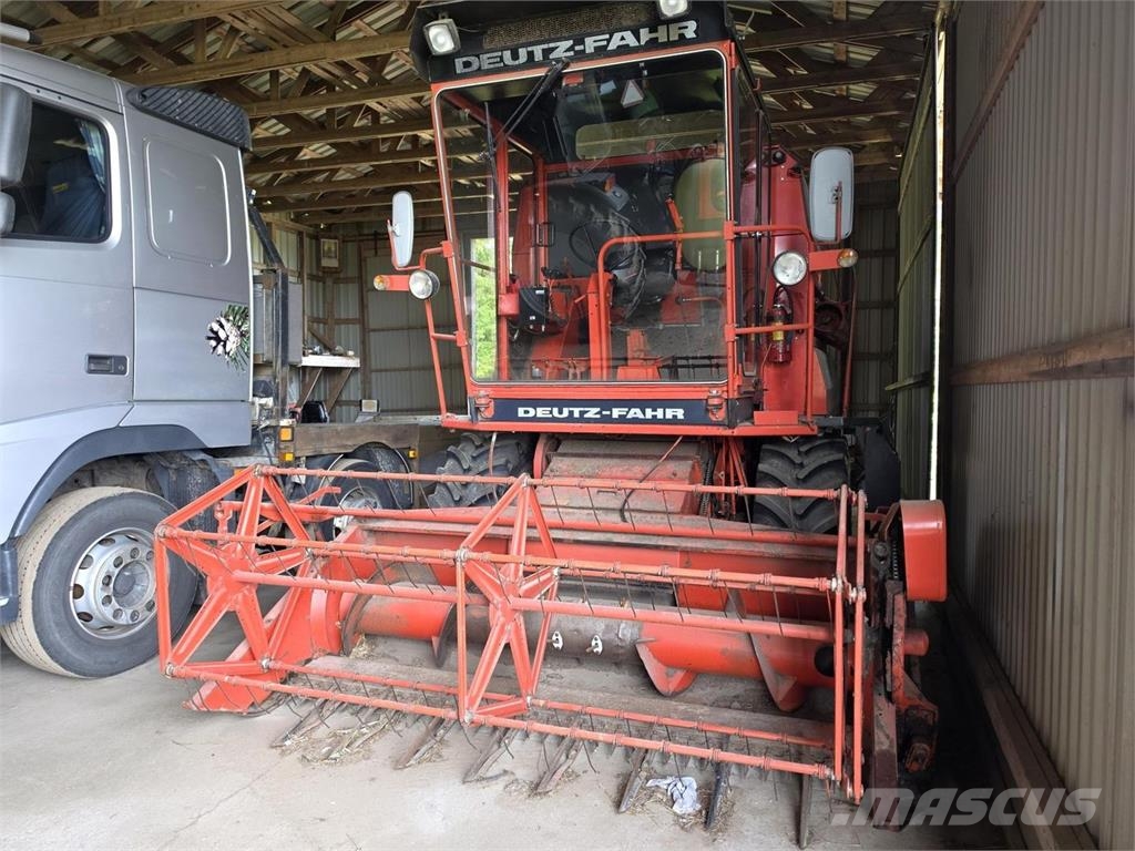 Deutz-Fahr M660 Mietitrebbiatrici