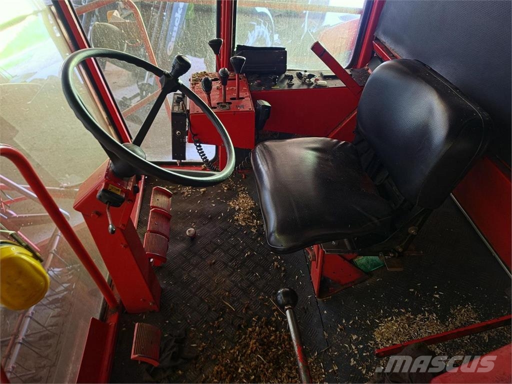 Deutz-Fahr M770 Mietitrebbiatrici