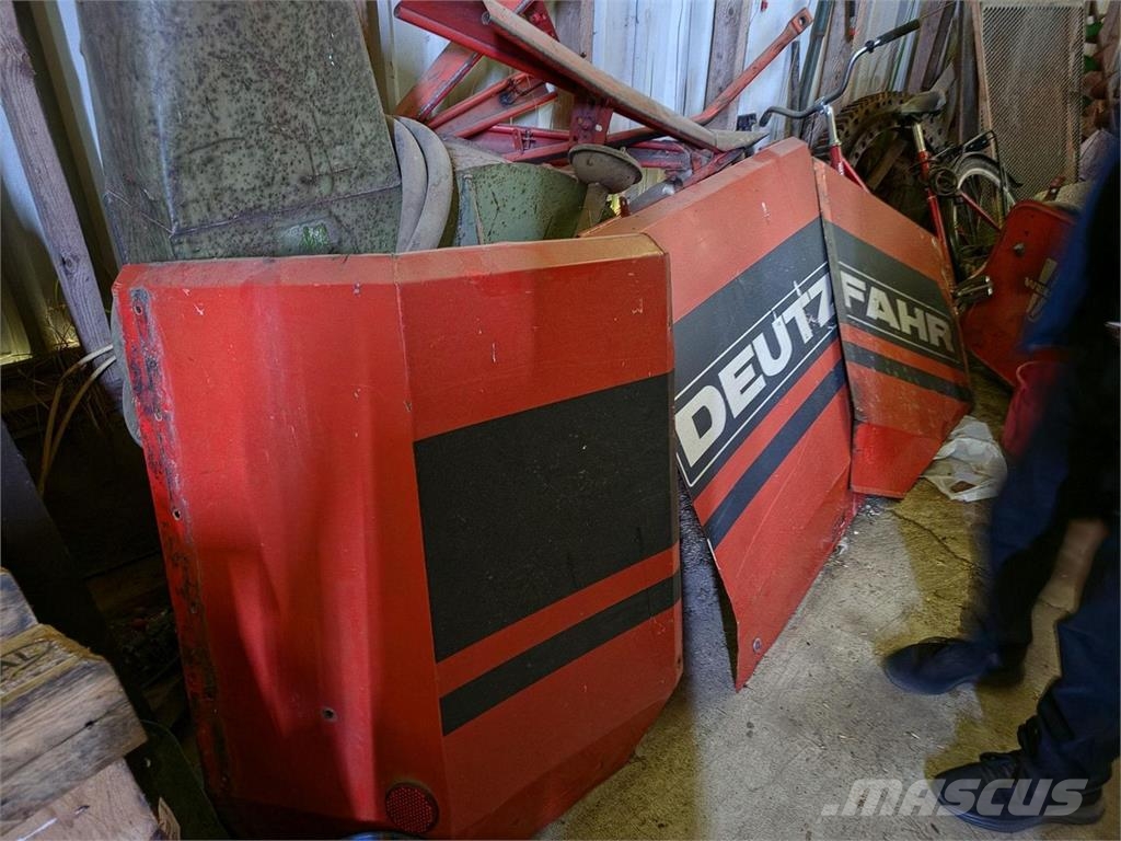 Deutz-Fahr M770 Mietitrebbiatrici