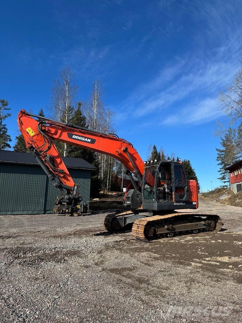 Doosan DX 235 LCR Excavadoras sobre orugas