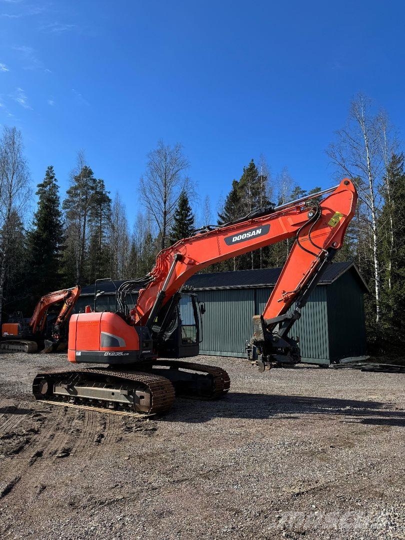 Doosan DX 235 LCR Excavadoras sobre orugas