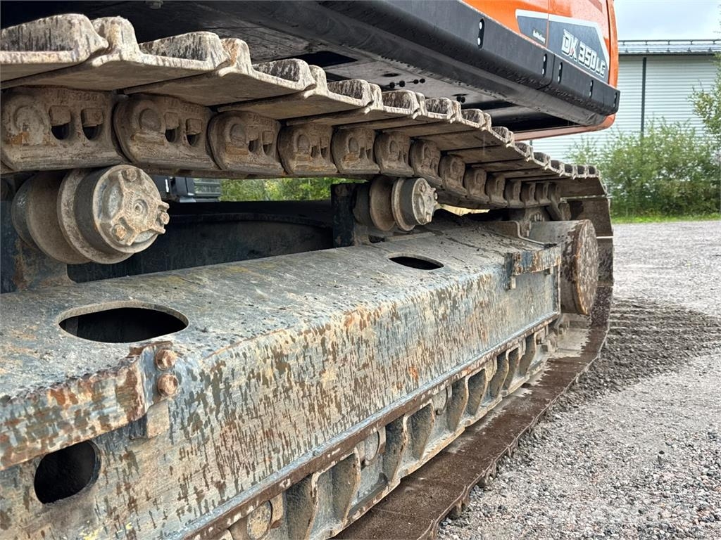 Doosan DX 350 LC-7 Telakaivukoneet