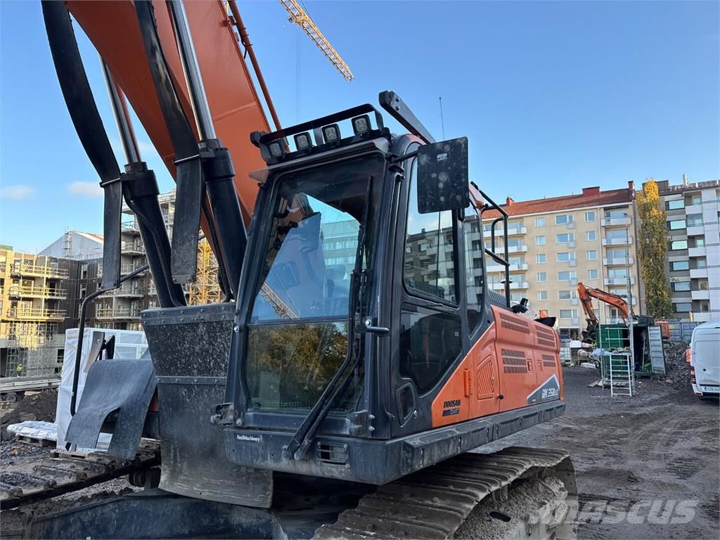 Doosan DX 350 LC-7 Pelle sur chenilles