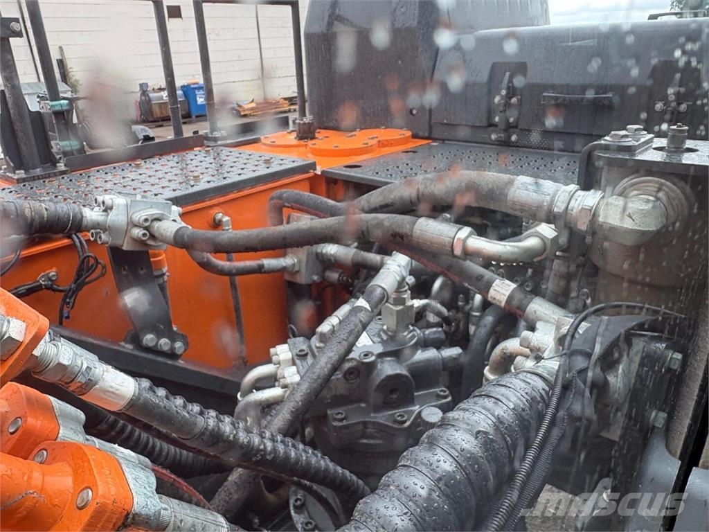Doosan DX 380 LC-7 Lánctalpas kotrók