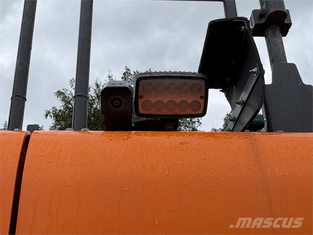 Doosan DX 380 LC-7 Lánctalpas kotrók