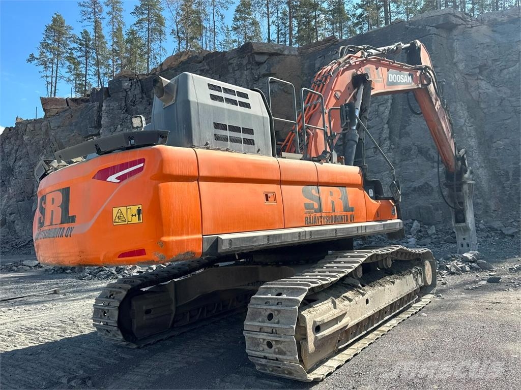 Doosan DX 420 LC-7 + 2 VASARAA Rupsgraafmachines