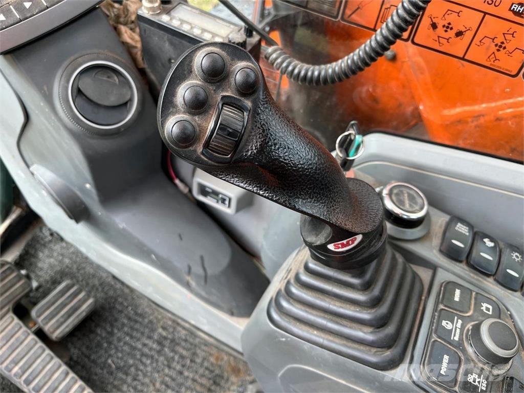 Doosan DX140LC Εκσκαφείς με ερπύστριες