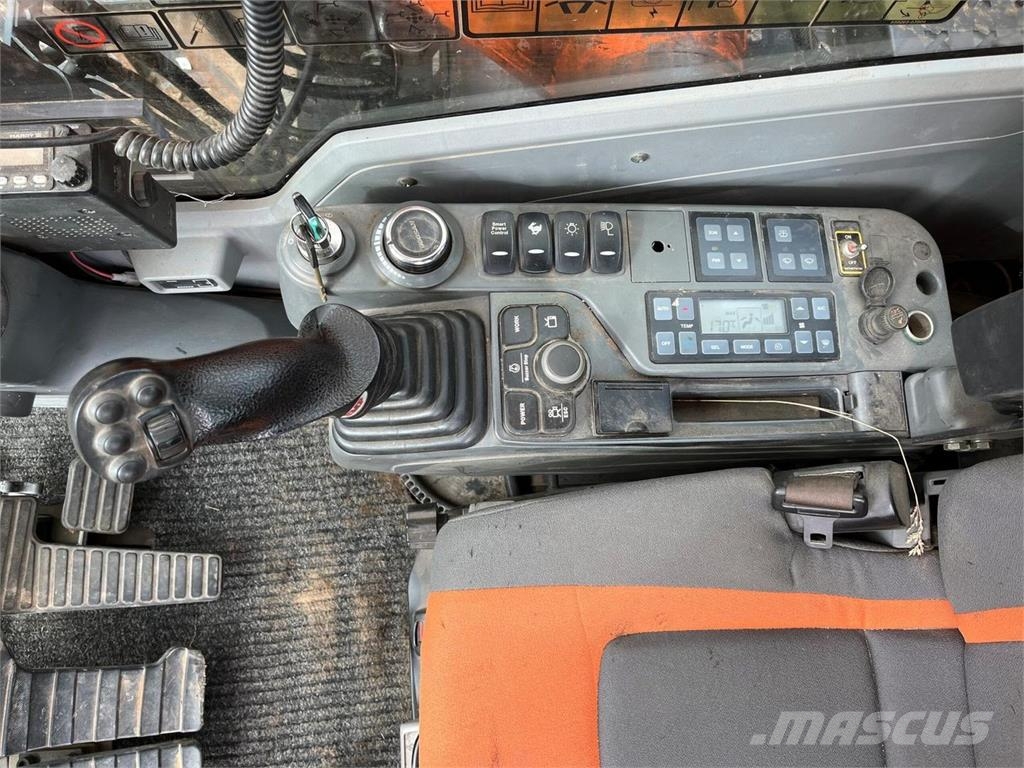 Doosan DX140LC Εκσκαφείς με ερπύστριες