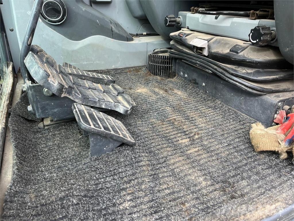 Doosan DX140LC Εκσκαφείς με ερπύστριες
