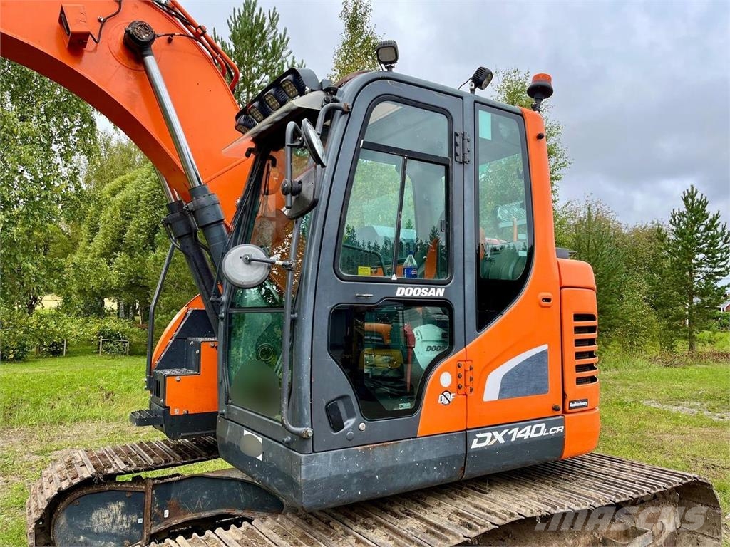 Doosan DX140LC Εκσκαφείς με ερπύστριες