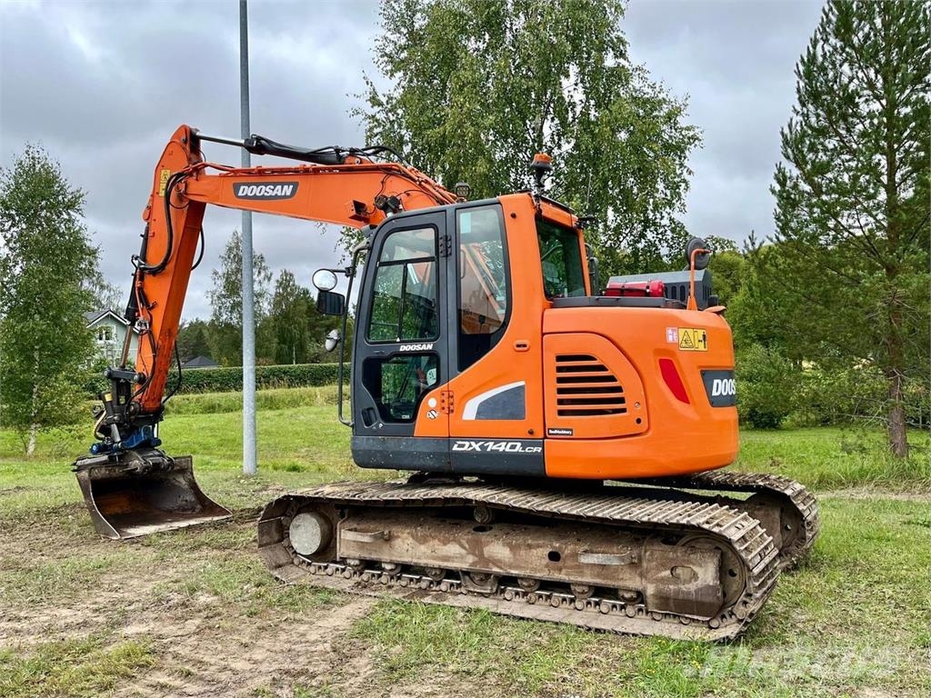 Doosan DX140LC Εκσκαφείς με ερπύστριες