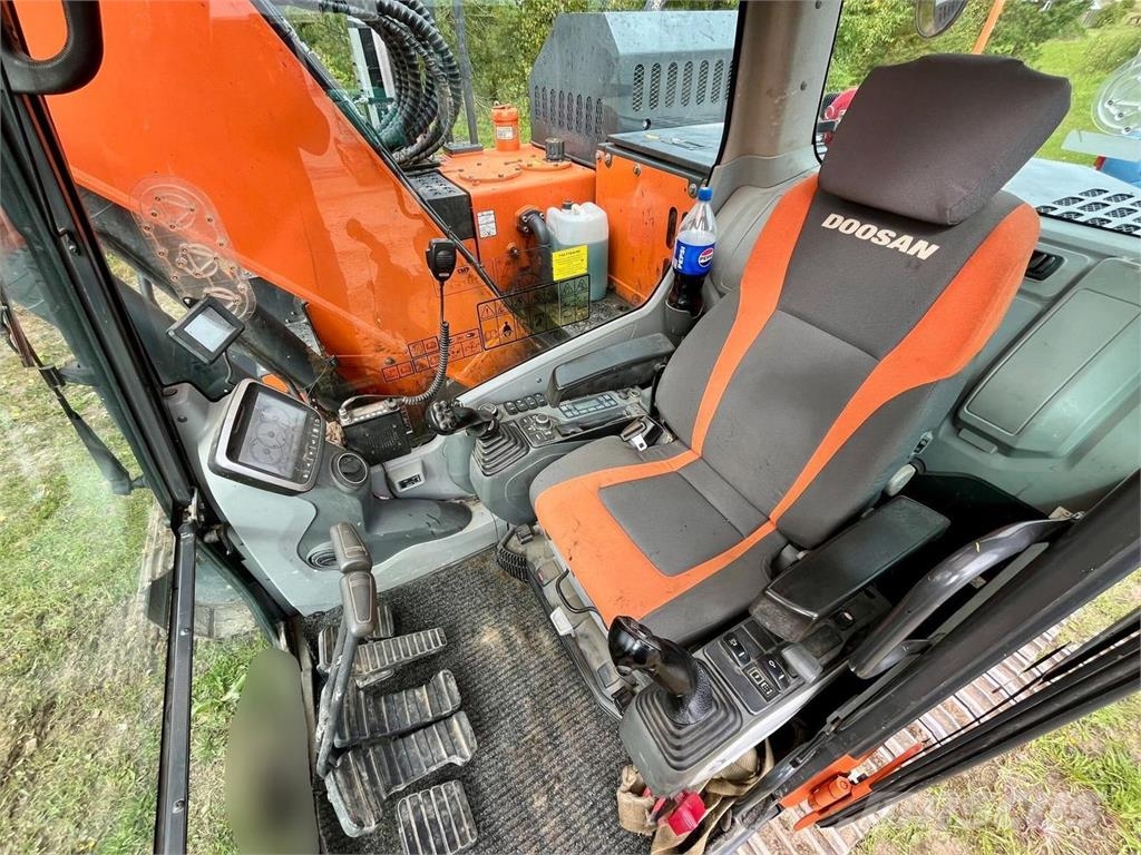 Doosan DX140LC Εκσκαφείς με ερπύστριες