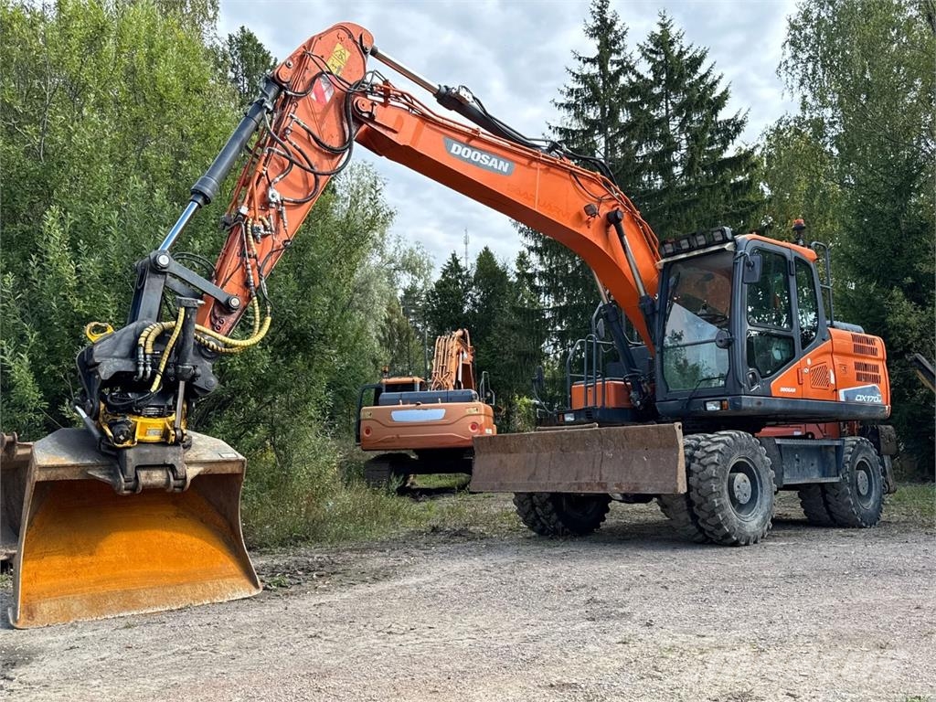 Doosan DX170W-5 Wielgraafmachines