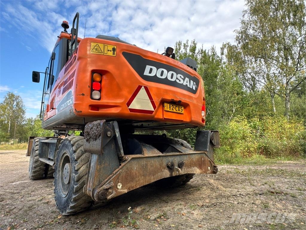 Doosan DX170W-5 Wielgraafmachines