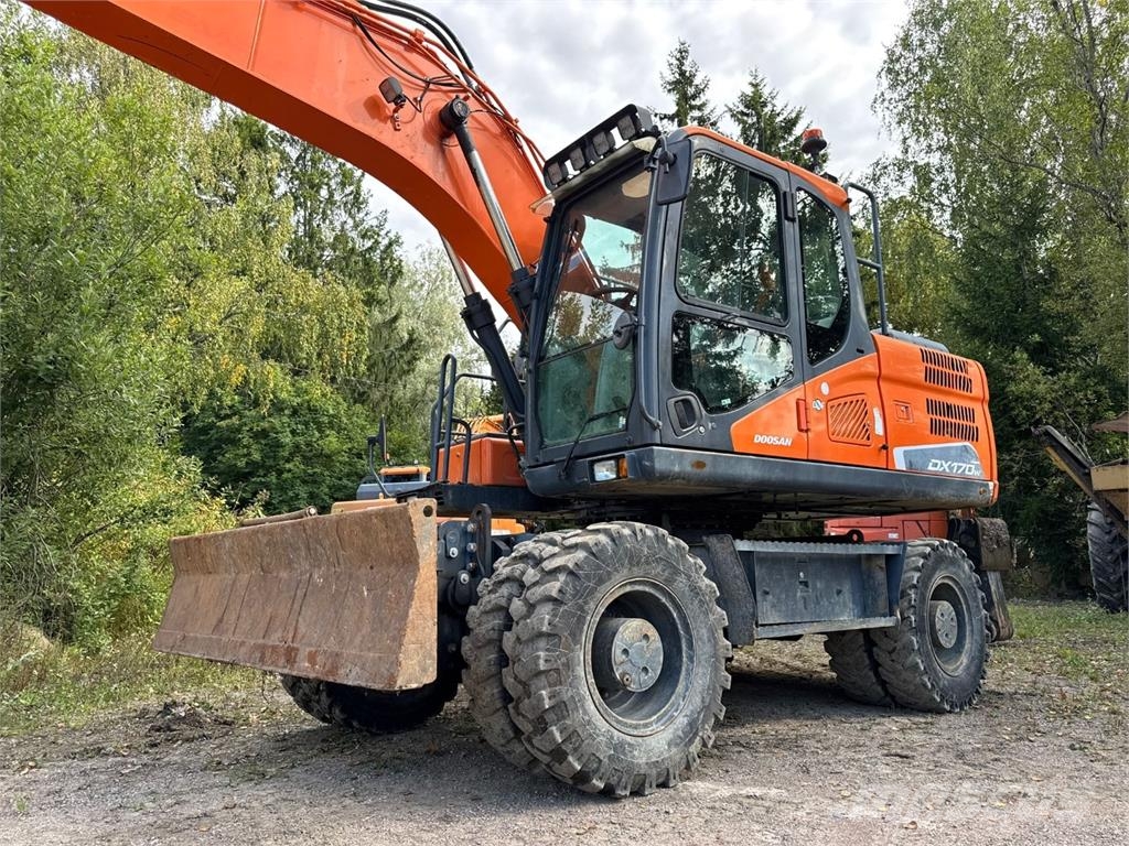 Doosan DX170W-5 Wielgraafmachines