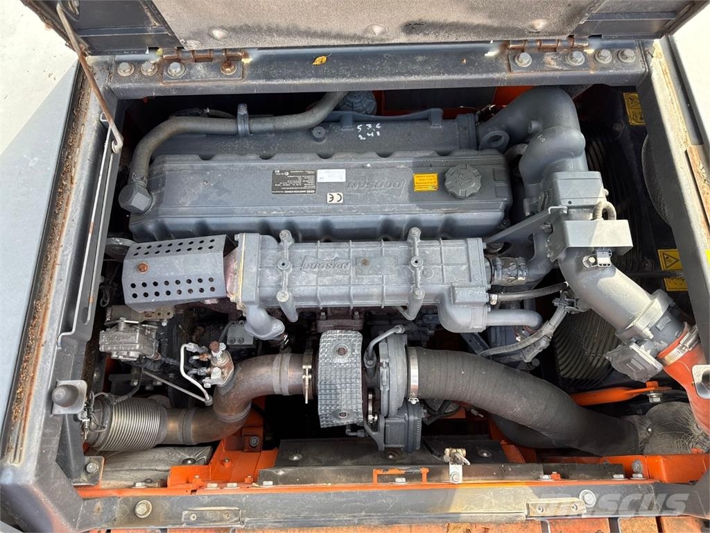 Doosan DX300 LC-3 Rupsgraafmachines