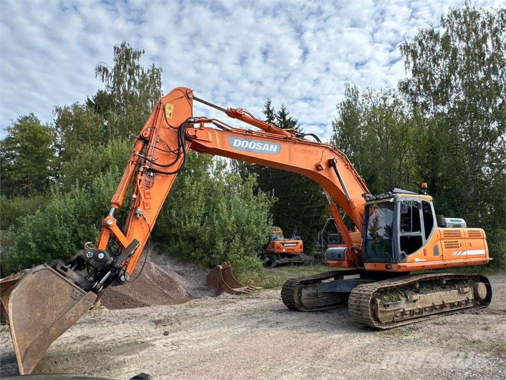 Doosan DX300 LC-3 Rupsgraafmachines