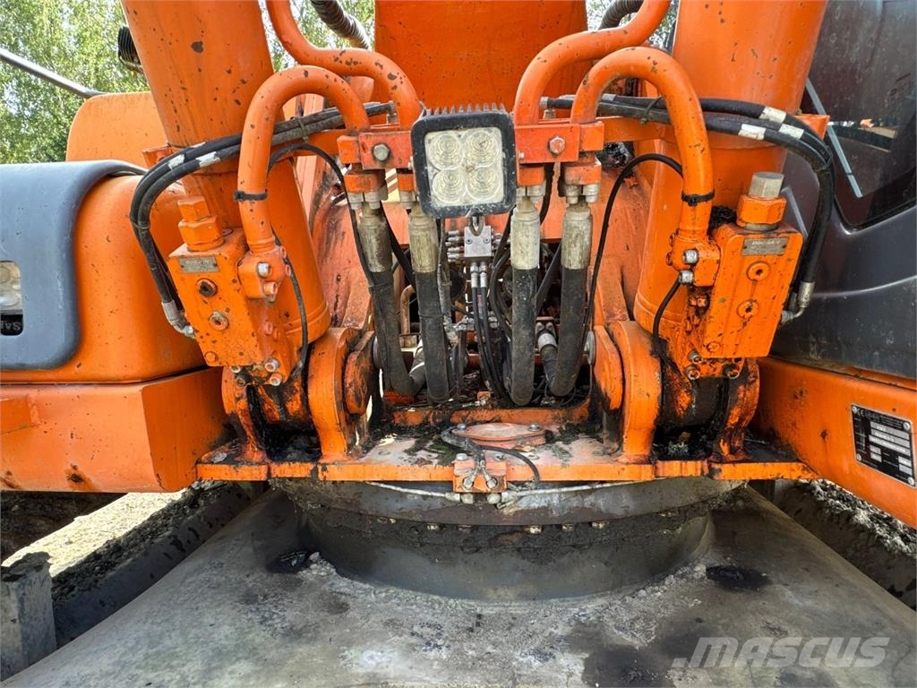 Doosan DX300 LC-3 Rupsgraafmachines