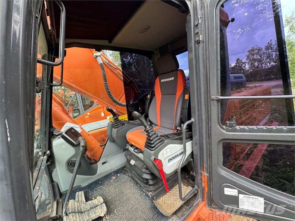 Doosan DX300 LC-3 Rupsgraafmachines