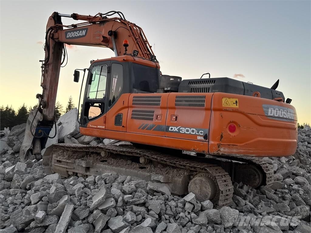 Doosan DX300 LC-3 Εκσκαφείς με ερπύστριες